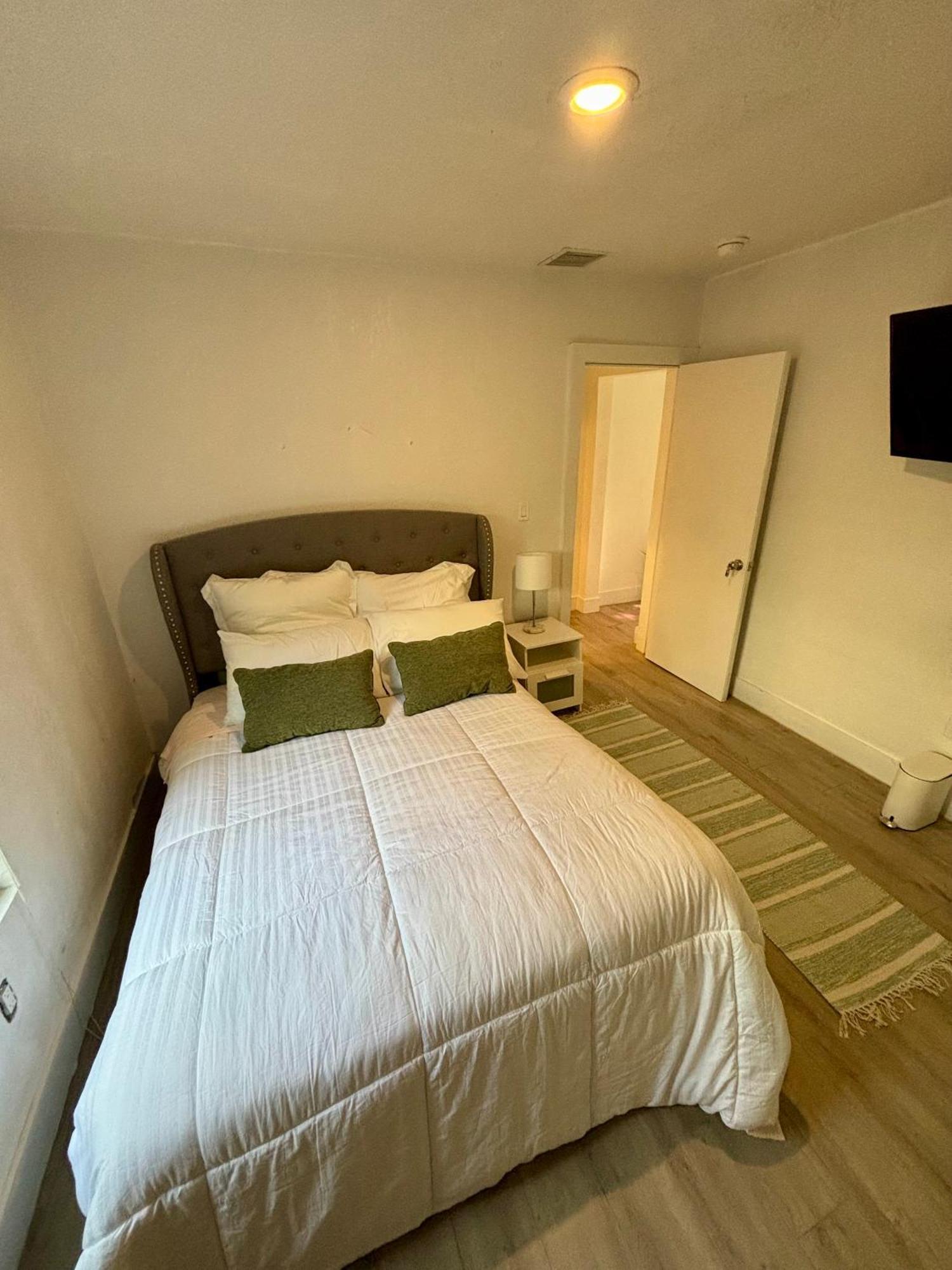 Deluxe Room In Best Location Miami In A 2 Bedrooms Unit - Parking, Laundry And Luggage Storage Exteriér fotografie
